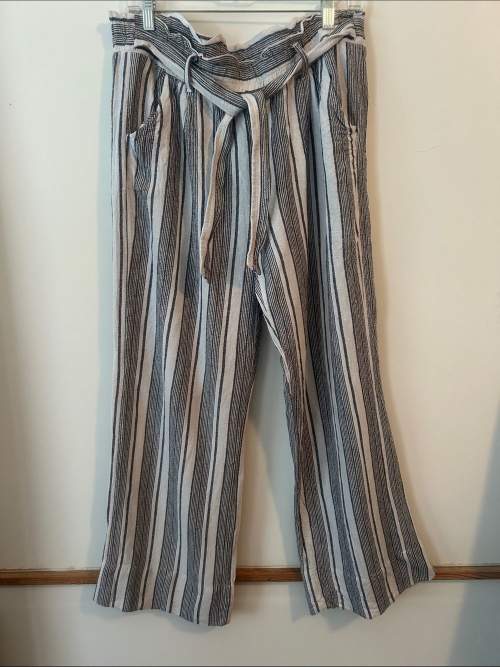 Rewind Linen blend Striped Tie-Waist Wide Leg Pants - Black & White